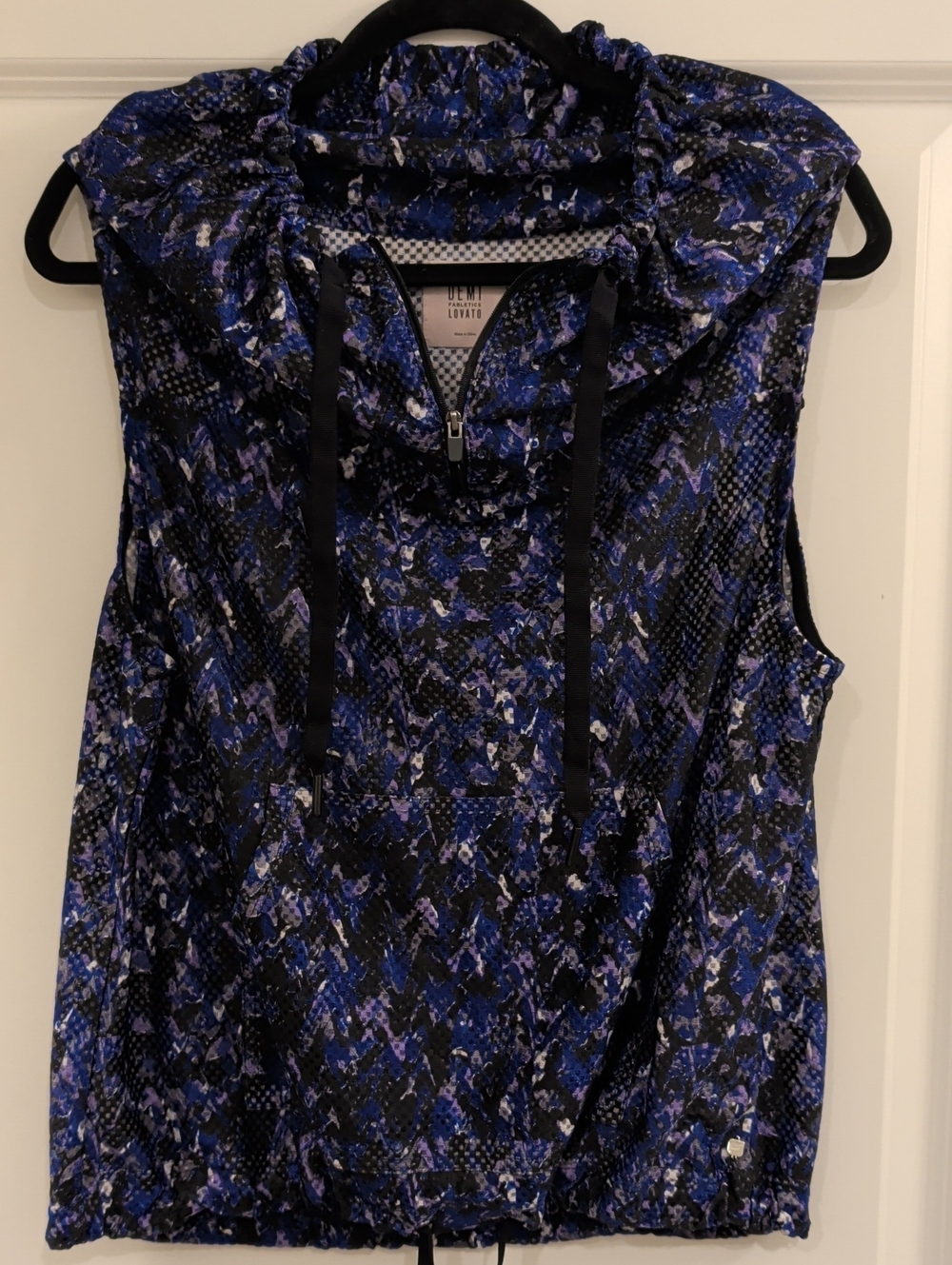 Fabletics Demi Lovato Size Large  Blue and Black Checked Active Vest